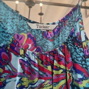 Tucker silk top. Size p